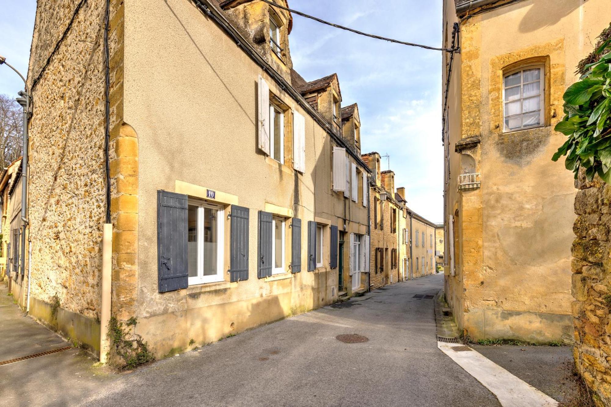 3 Pieces, Climatise, Calme, 100M Du Centre, Parking, "Lyriade" サルラ・ラ・カネダ エクステリア 写真